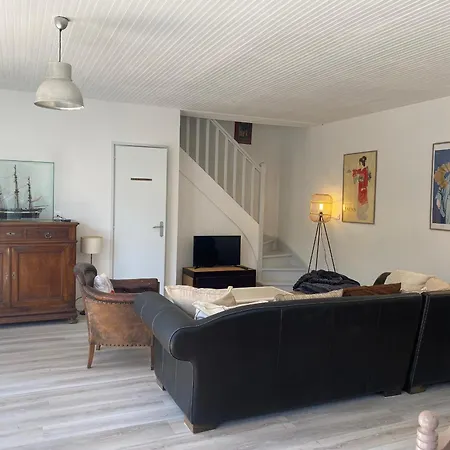 Maison 4 Avec Wifi Et Animaux Acceptes A 200m De La - Fr-1-22-304 *